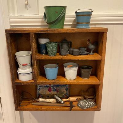K1240 Tiny Wall Shelf with Miscellaneous Miniature Items