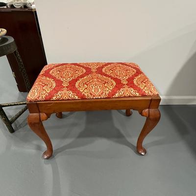 Paisley bench/stool