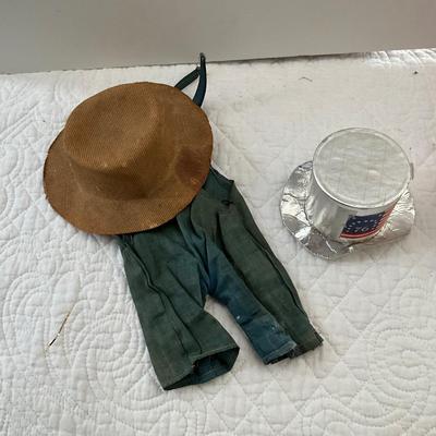 UBA1303 Vintage Cuple New year Dolls