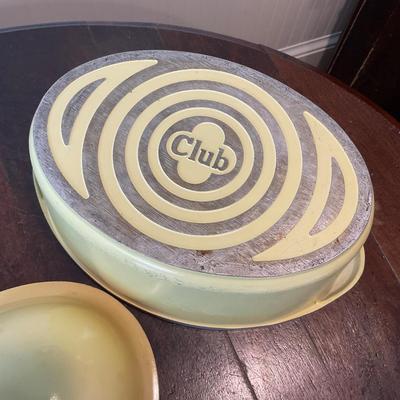 K1249 Vintage Club Aluminum Yellow Dutch Oven