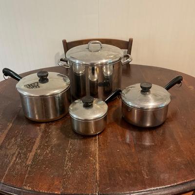 K1253 Revere Ware Pots
