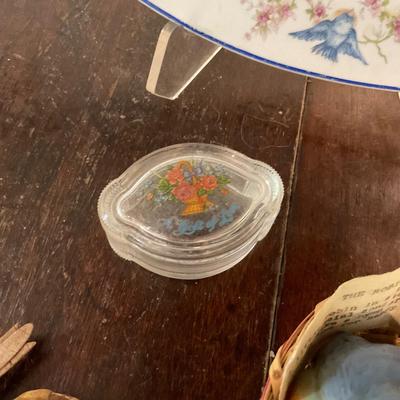 K1344 Porcelain Bird Lot