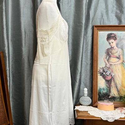 Vintage Hollywood Vassaratte Slip- 40