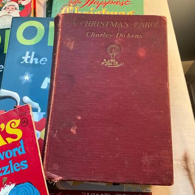 UBB1400 Vintage Children's Christmas Books