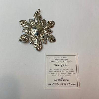 DR1358 Wallace Sterling 2000 Grande Baroque Snowflake 3rd Edition Ornament