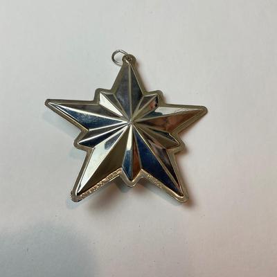 DR1359 Wallace Sterling 1993 Star Ornament