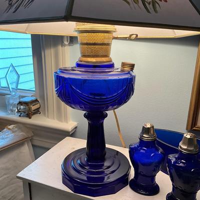 UBB1397 Vintage Blue Glass Lamp & Box with Fan