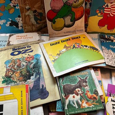 UBB1398 Vintage Children's Books