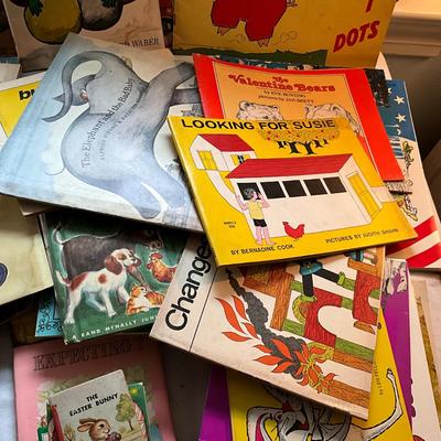 UBB1398 Vintage Children's Books