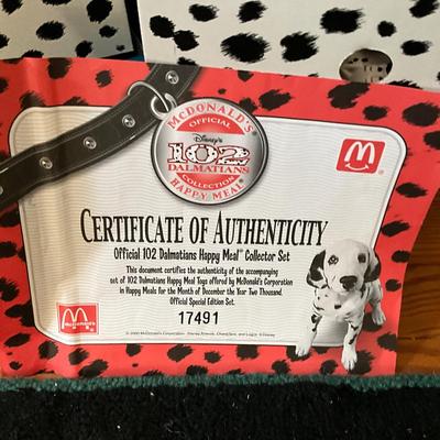 UBB1332 101 Dalmatians Mcdonald's Collecter Set with Blue Cases