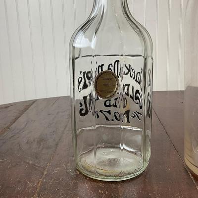 DR1384 Antique Jack Daniel’s Gold Medal No.7 with 1800s Apothecary Bottle