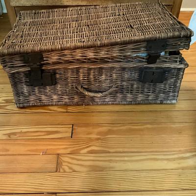 UBB1325 Basket of Vintage Children's Clothes & Shoes