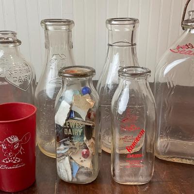 DR1391 Antique/Vintage Delaware Dairy Bottles