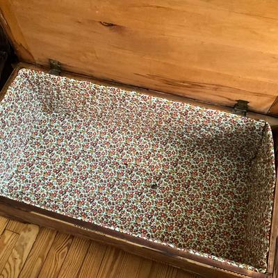 UBB1327 Vintage Pine Rattan Chest