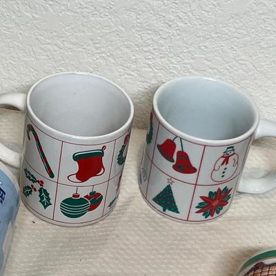 Lot 57 Christmas drinkware