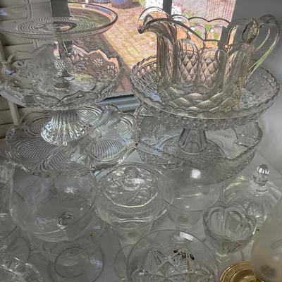 DR1414 Very Large Lot of Cut Glass