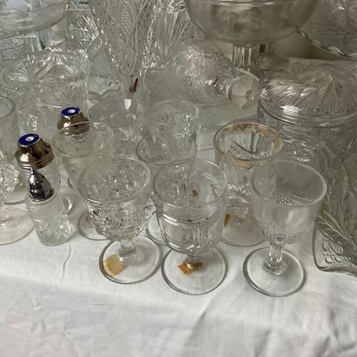 DR1415 Very Large Lot of Cut Glass