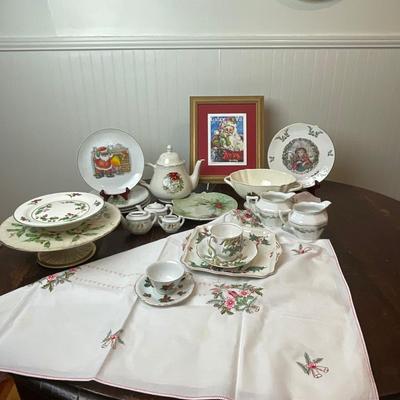 DR1419 Assortment of Christmas Lot