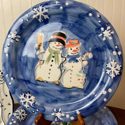 1421 Hand-painted Christmas Snow Couple and Snowman Platters
