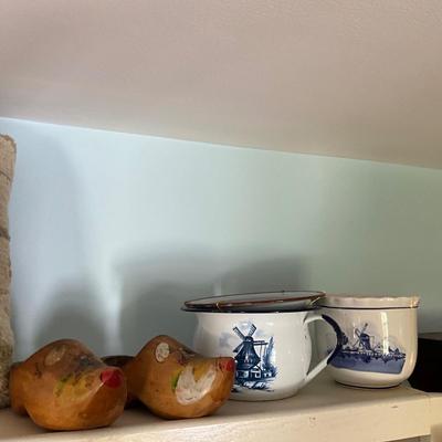 UBB1323 Large Children's Dutch Lot