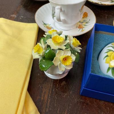 DR1423 Assorted Daffodil China