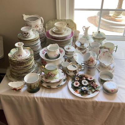 DR1428 Very Large Lot of Various China