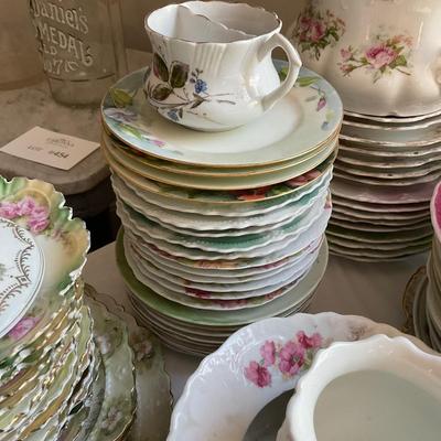 DR1428 Very Large Lot of Various China