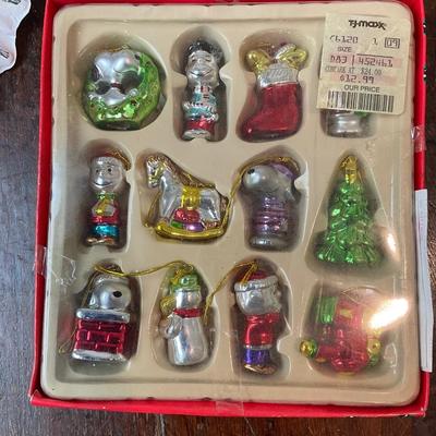 D1437 Vintage Snoopy Lot