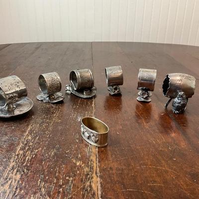 DR1438 Lily Silver Plate Napkin Rings