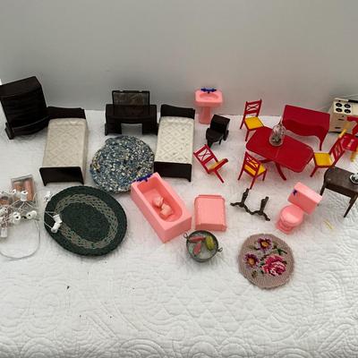 UBB1444 Large Lot of Mini Doll Furniture and Items