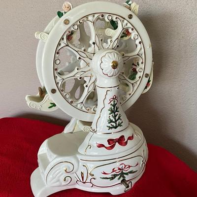 Avon Exclusive Holiday Classic Musical Porcelain Ferris Wheel 2001