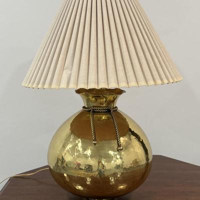 Very cool vintage brass rope lamp