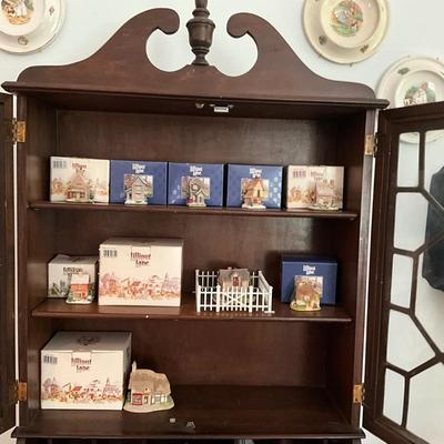 UBC1485 Lot of 9 Lilliput Lane Houses