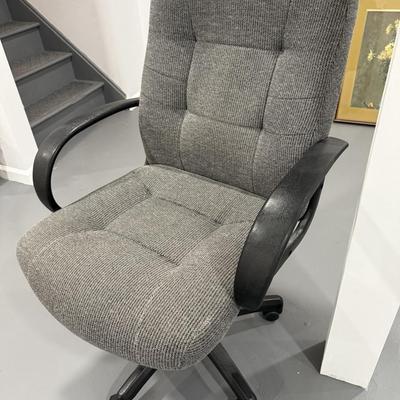 Gray comfy office chair