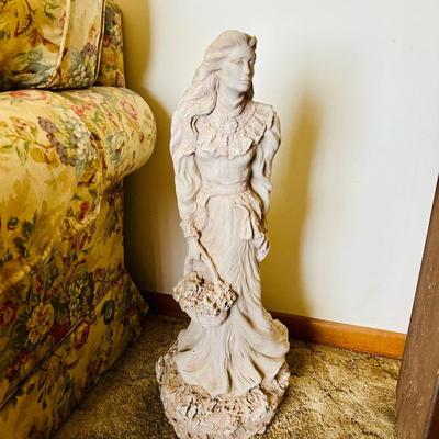 Alice Heath Statue