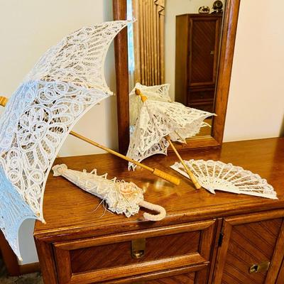Vintage Lace Umbrellas