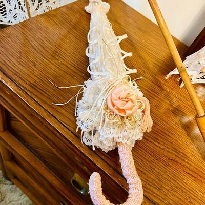 Vintage Lace Umbrellas