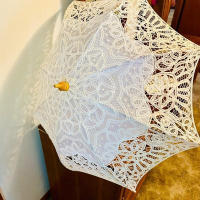 Vintage Lace Umbrellas