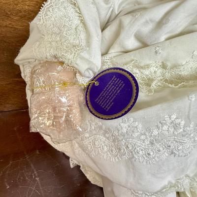 COA Porcelain Royal Heirloom Collection Baby Doll