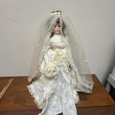 Vintage Porcelain 20" Bride Doll: Royal Heirloom Collection