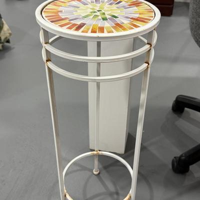 White mosaic plant stand