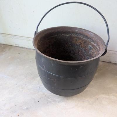 Antique Cast Iron Footed Bean Pot Cauldron 11 1/2" (G)