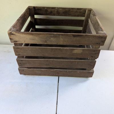 Primitive Wooden Crate (G)