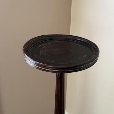 Pretty wood plant stand
