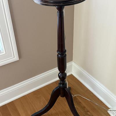 Pretty wood plant stand