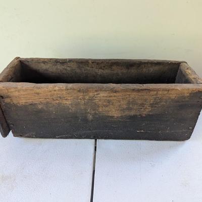 Primitive Hand Made Wooden Box (G)