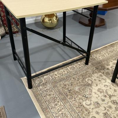 Wood grain laminate topped desk (two piece)