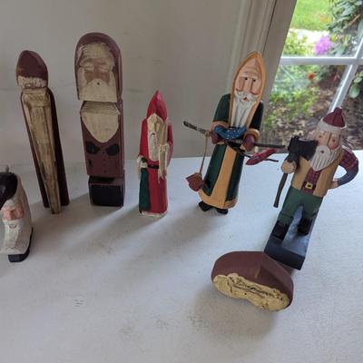 Wooden & Resin Santa Figures (G)