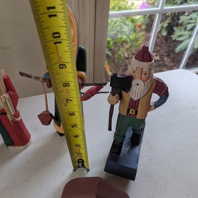 Wooden & Resin Santa Figures (G)