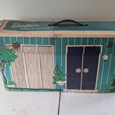 Vintage Barbie's Dream House (G)